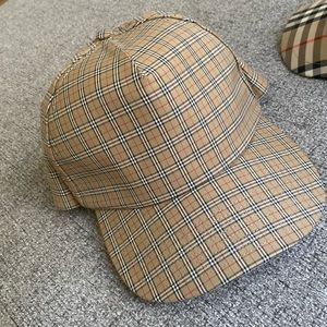 Burberry hat